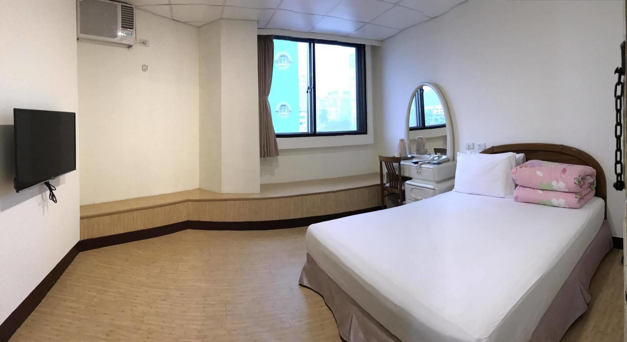 הואליין סיטי Chantai Hotel מראה חיצוני תמונה